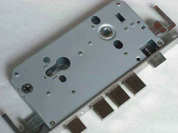 喀什24小时上门开锁公司